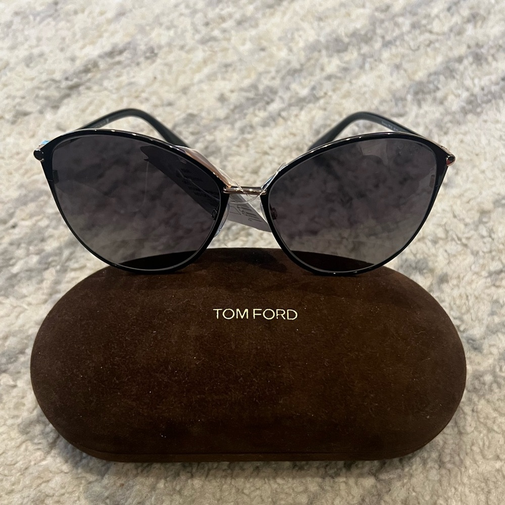 Polarized Sunglasses Tom Ford FT 0320 Penelope 28D Rose Gold Black Coating/Smoke